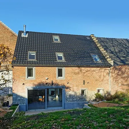Holiday home De La Vieille Charpente Spy